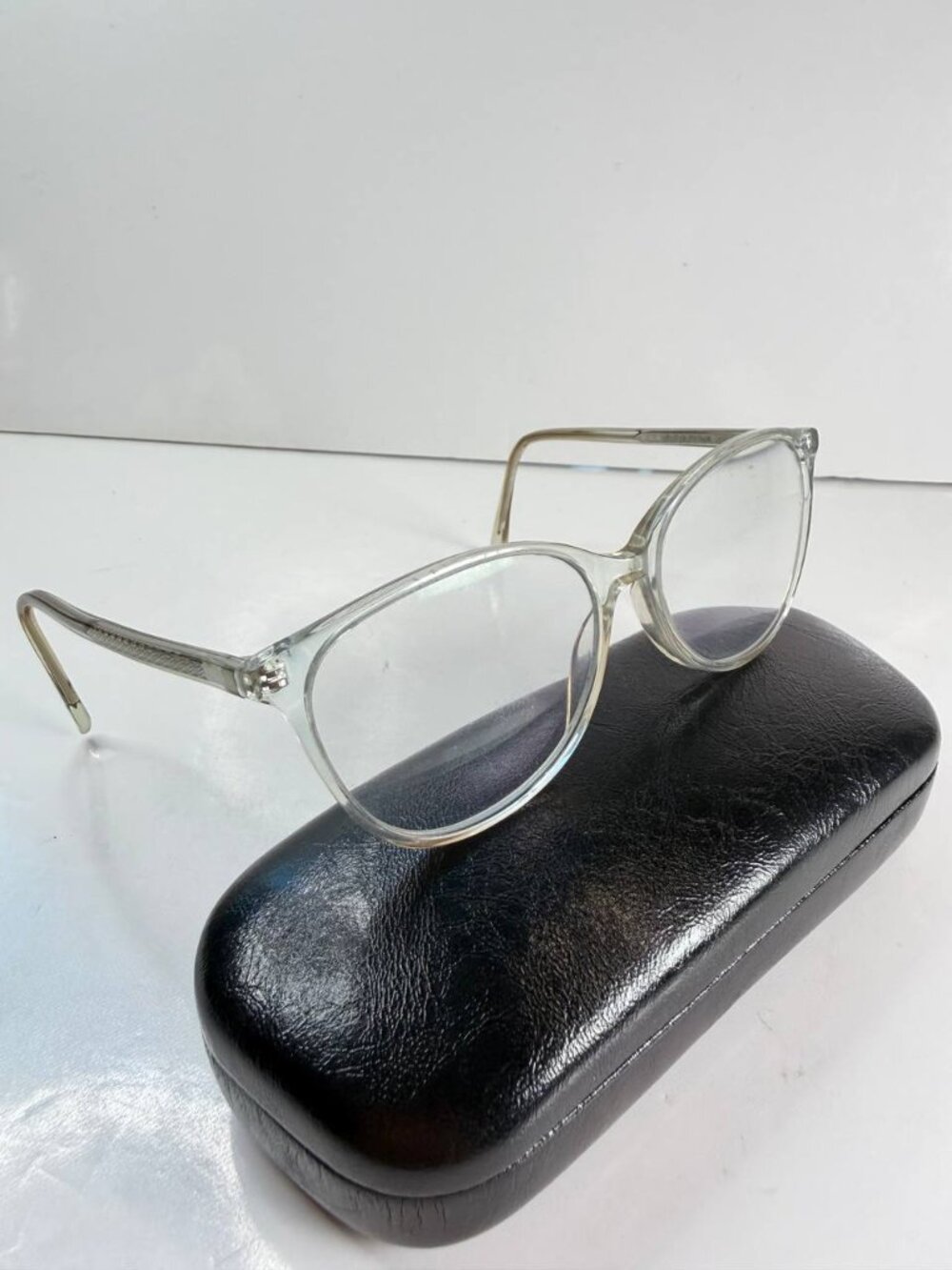 Bailey Nelson Carrie II Eyeglasses – Handcrafted Clear Frame – Modern Classic